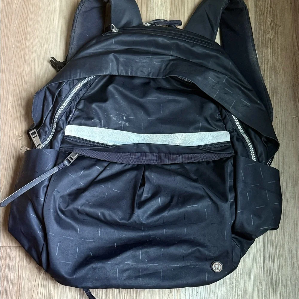 lululemon athletica Black Backpack with Reflective Accent - Picture 1 of 4